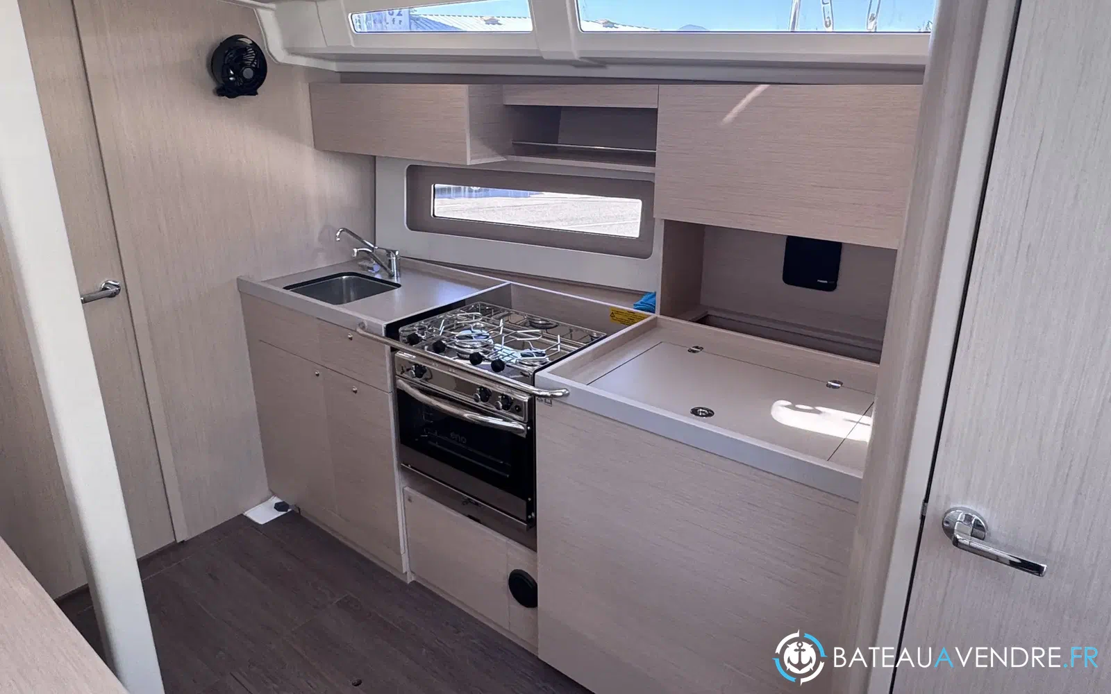 slider 7 Beneteau Oceanis 37.1