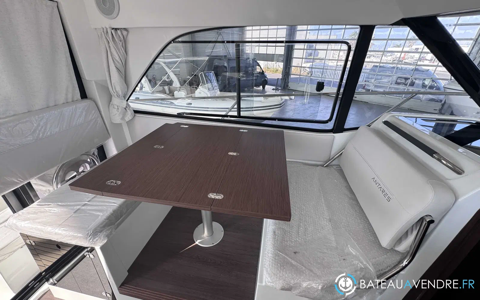 slider 5 Beneteau Antares 9 OB Antares 9 V2