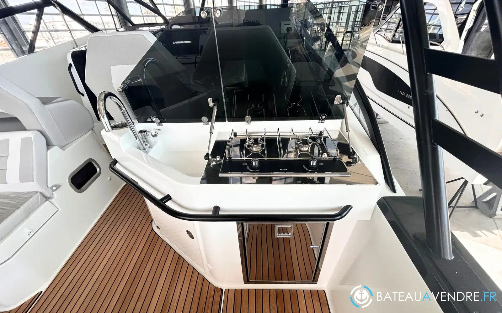 slider 7 Beneteau Flyer 10