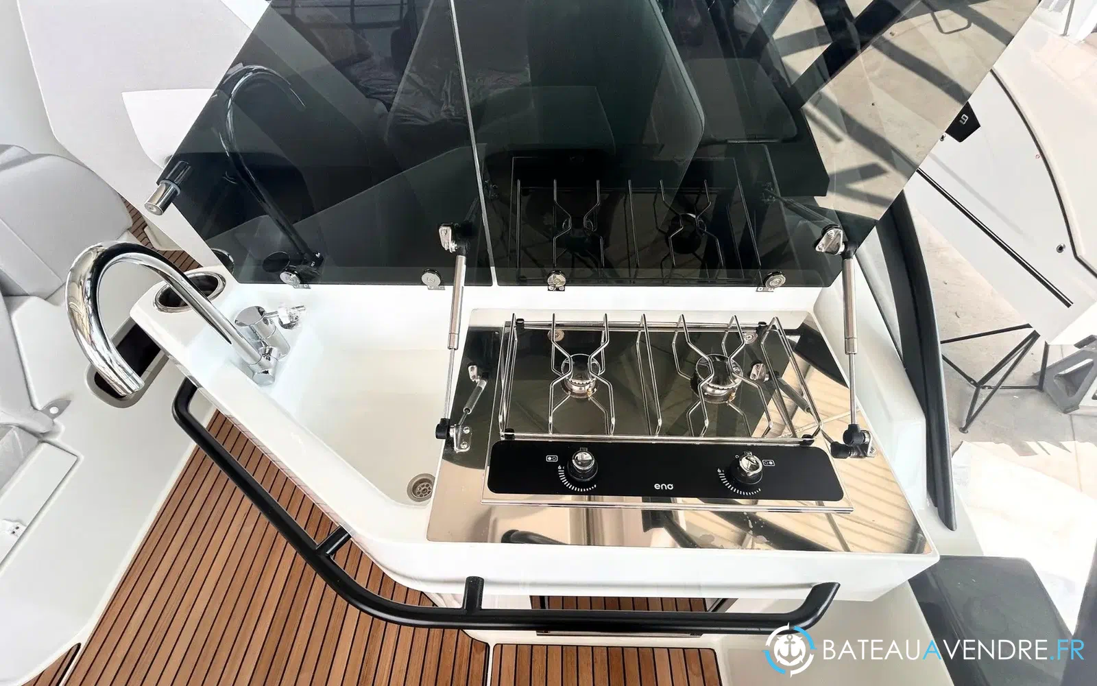 slider 8 Beneteau Flyer 10