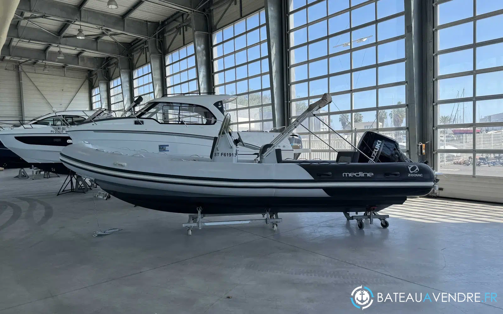 slider 9 Zodiac Medline 740