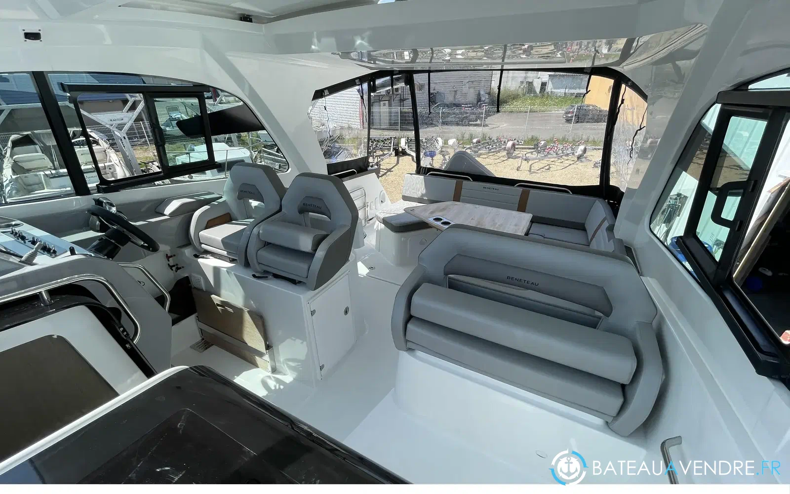 slider 11 Beneteau Gran Turismo 32