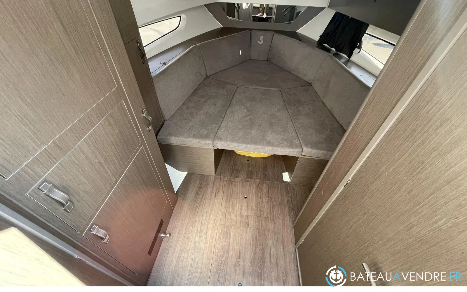 slider 14 Beneteau Gran Turismo 32