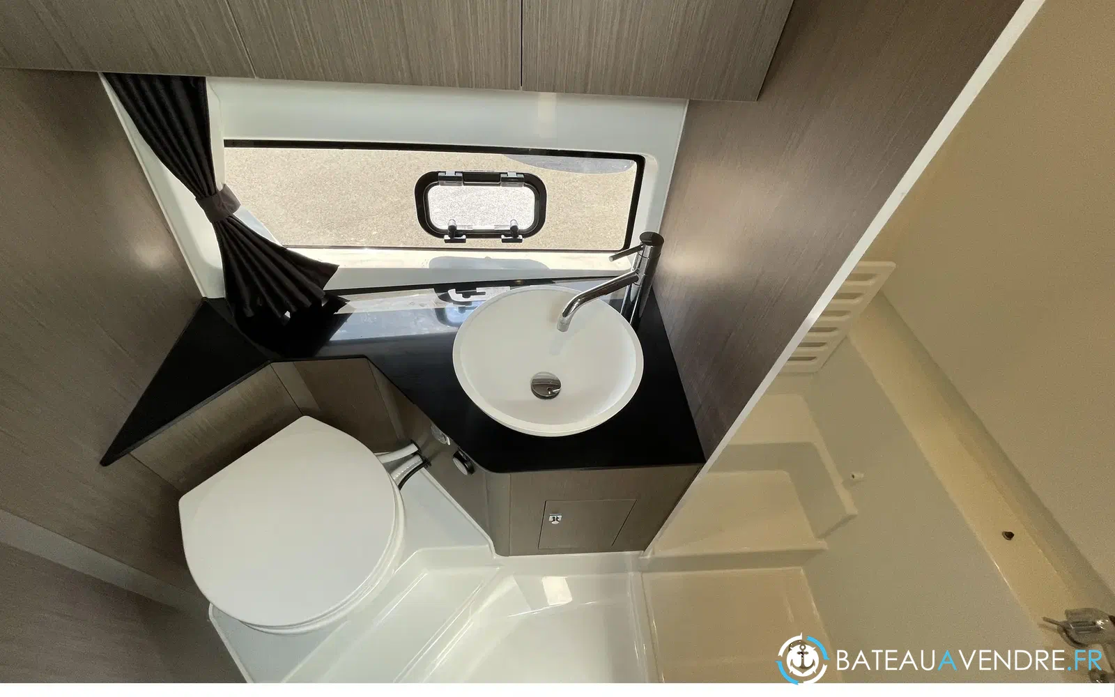 slider 16 Beneteau Gran Turismo 32