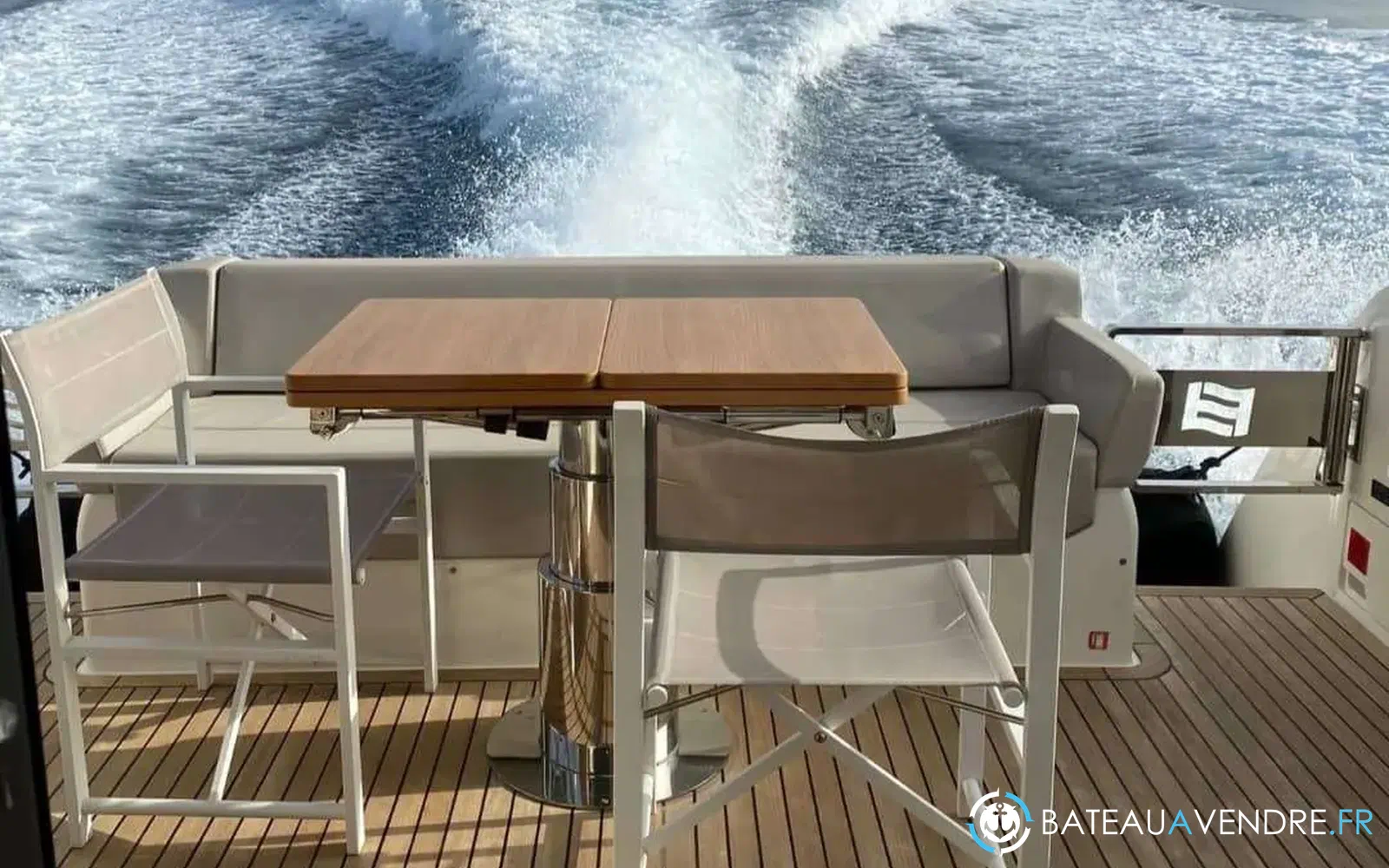 slider 14 Ferretti 500