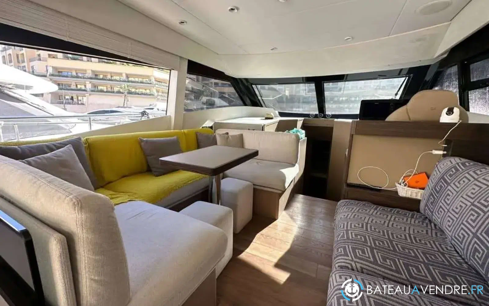 slider 18 Ferretti 500