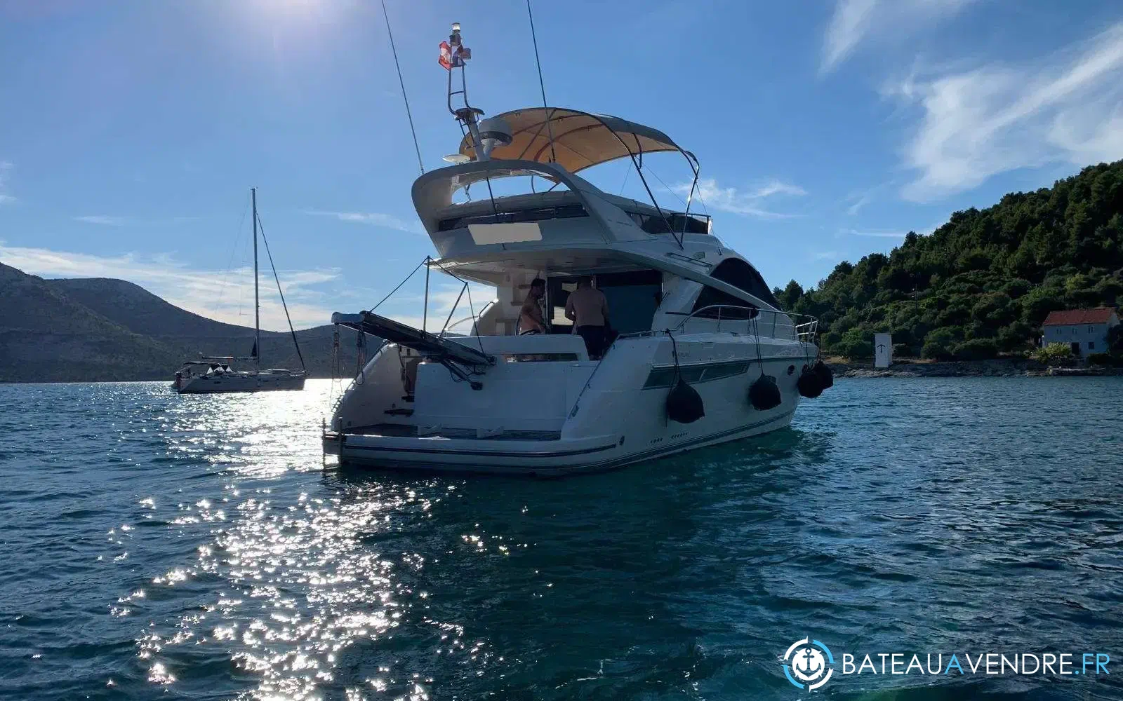 slider 10 Fairline Phantom 48
