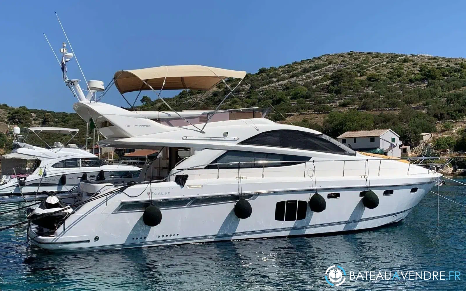 slider 16 Fairline Phantom 48