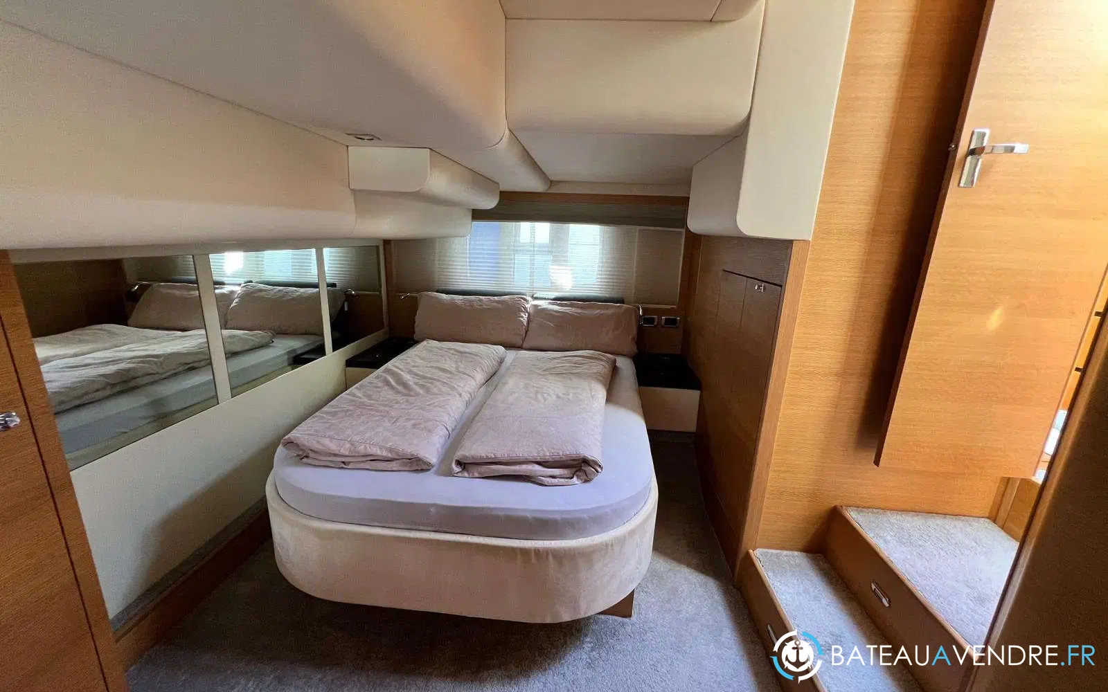 slider 18 Fairline Phantom 48