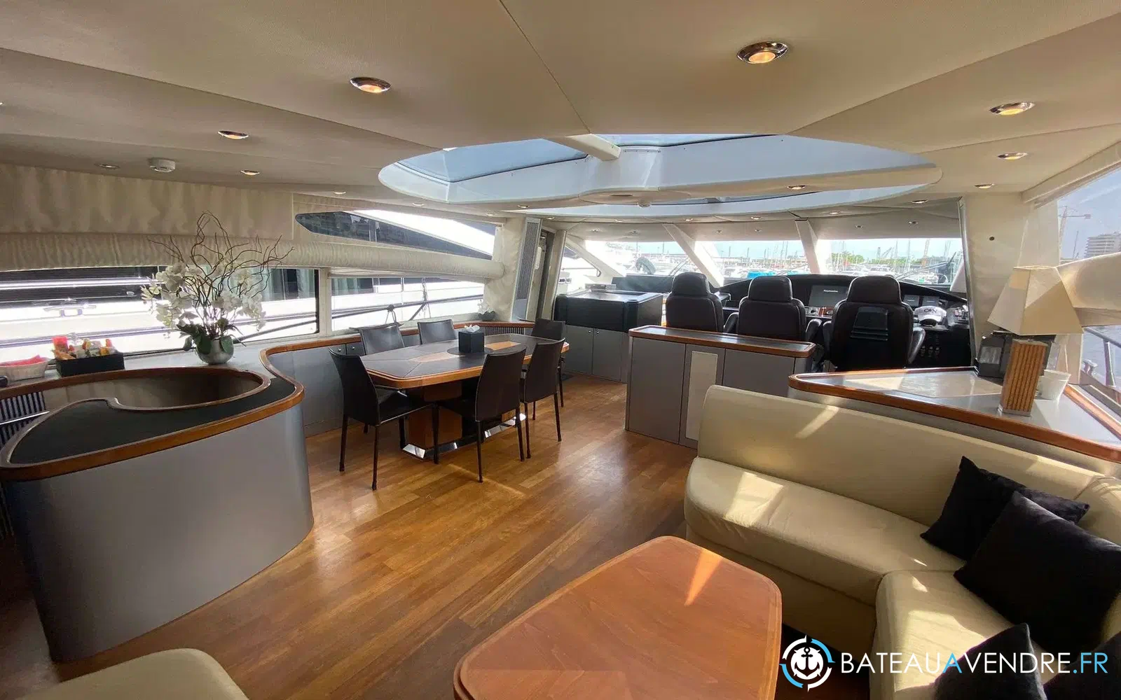 slider 1 Sunseeker Predator 82