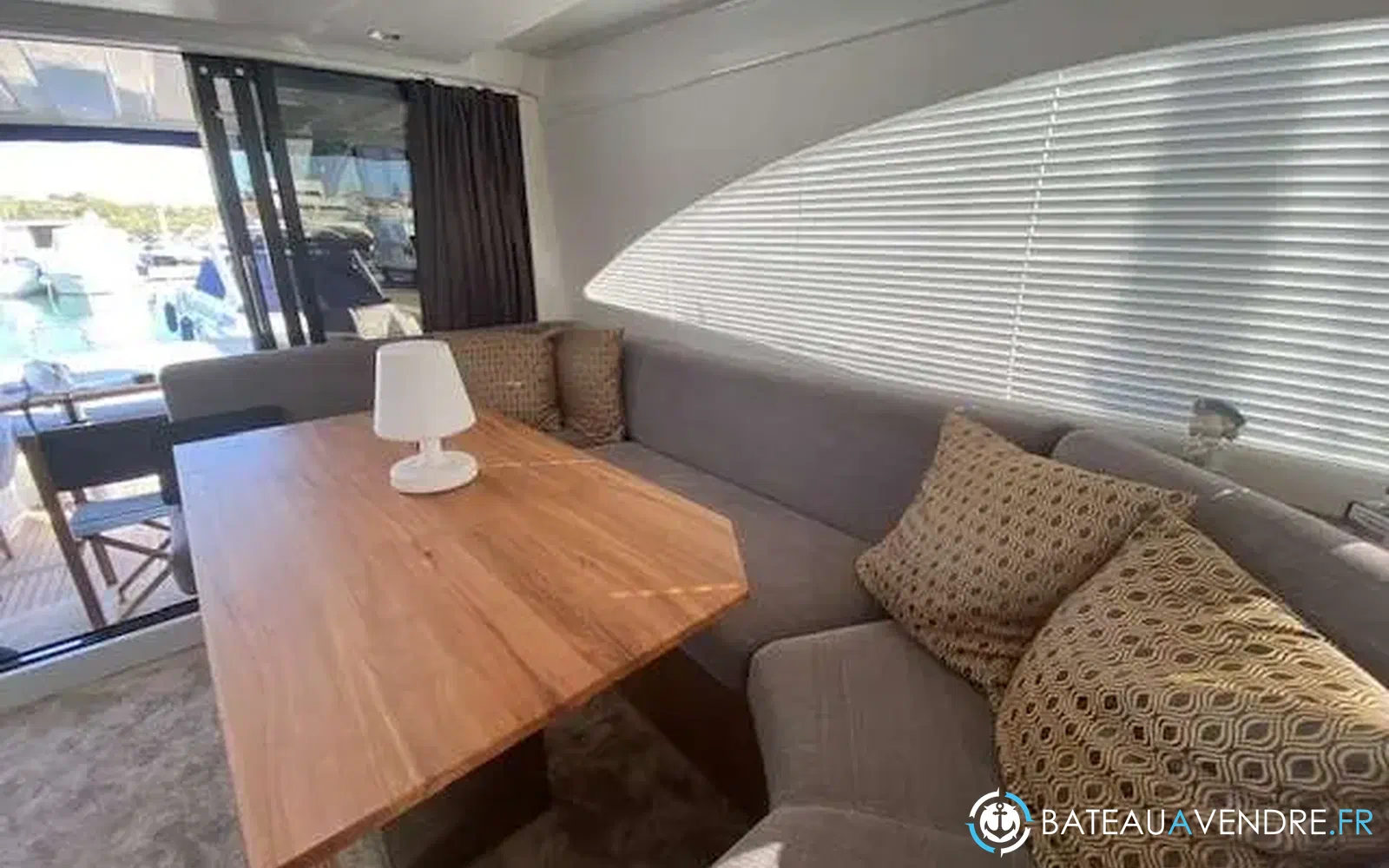 slider 13 Beneteau Gran Turismo 49