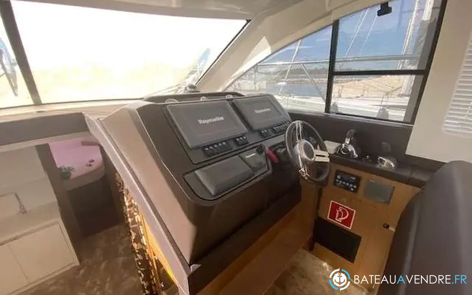 slider 7 Beneteau Gran Turismo 49