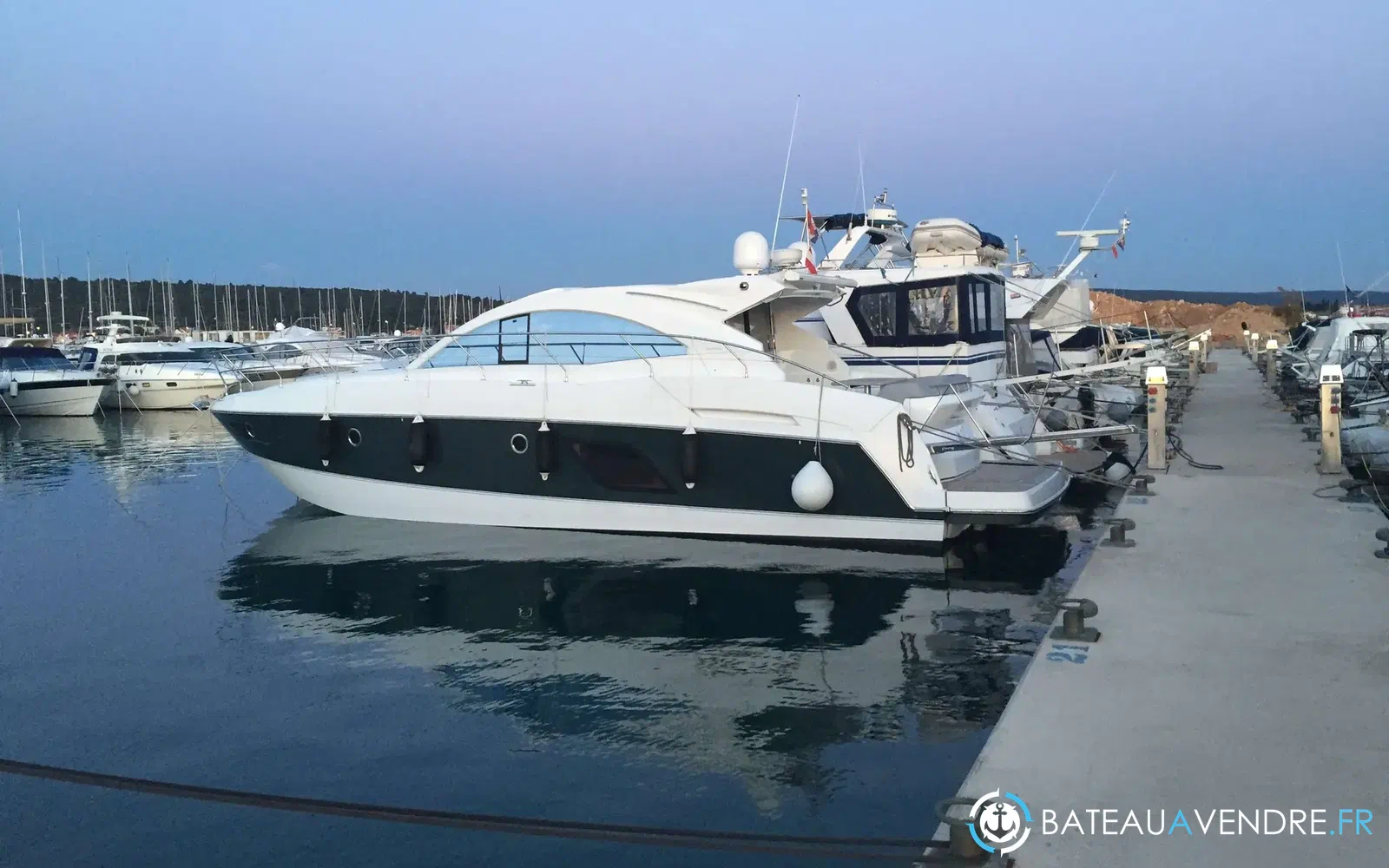 slider 8 Beneteau Gran Turismo 49