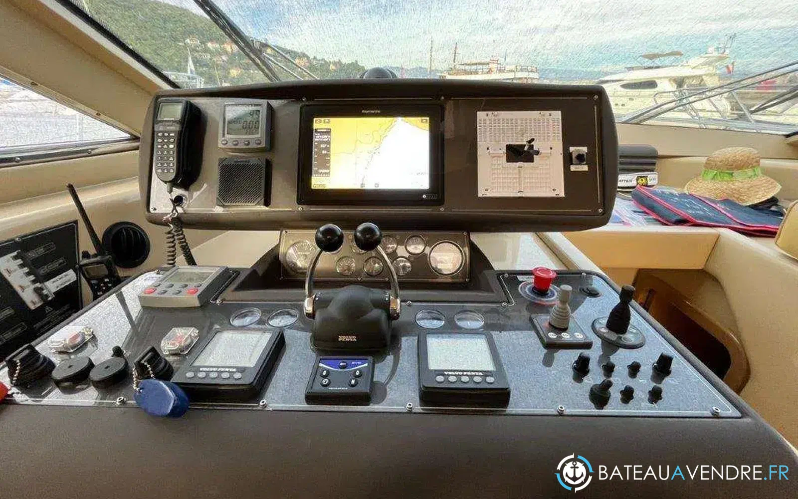 slider 19 Ferretti 460