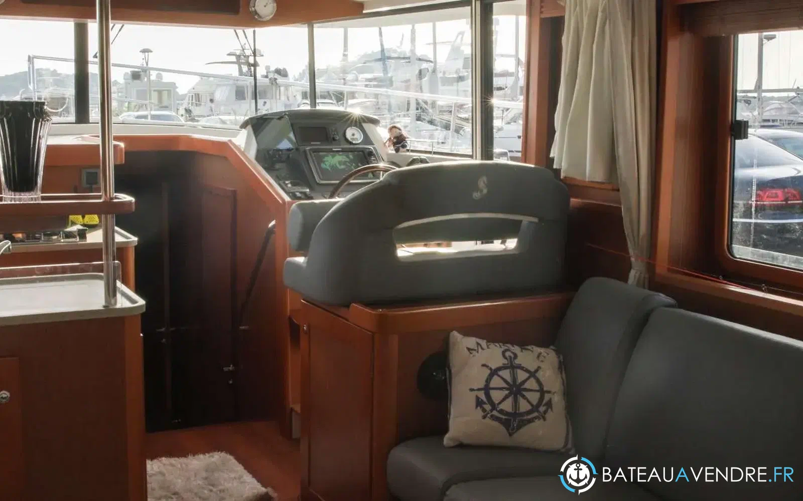 slider 14 Beneteau Swift Trawler 44