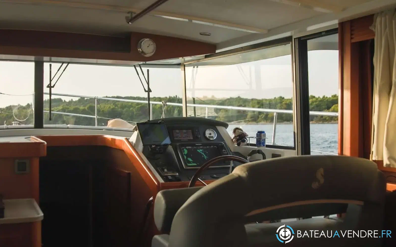 slider 2 Beneteau Swift Trawler 44