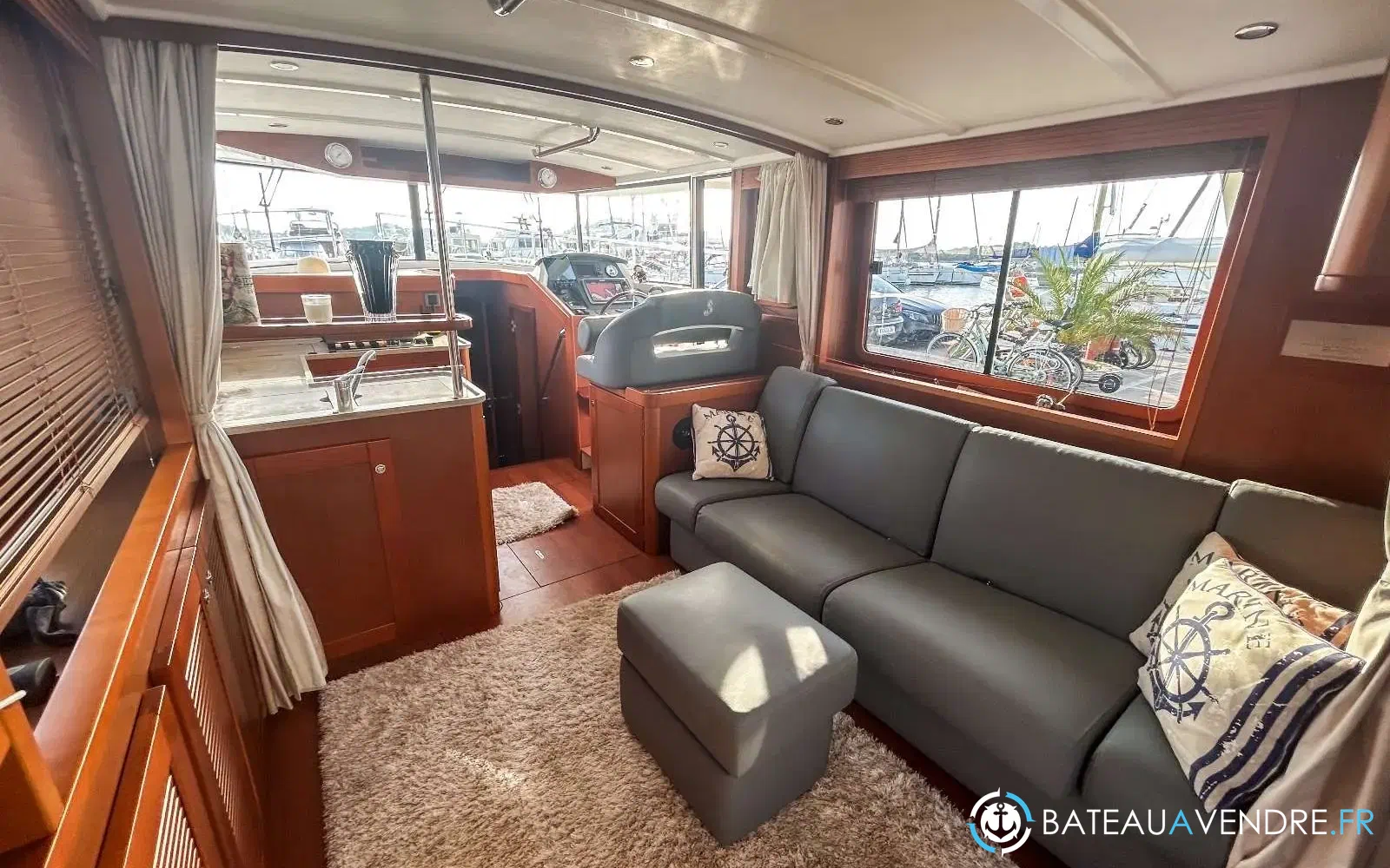 slider 8 Beneteau Swift Trawler 44