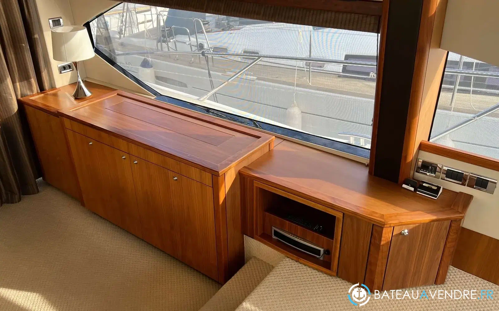 slider 18 Sunseeker Manhattan 60