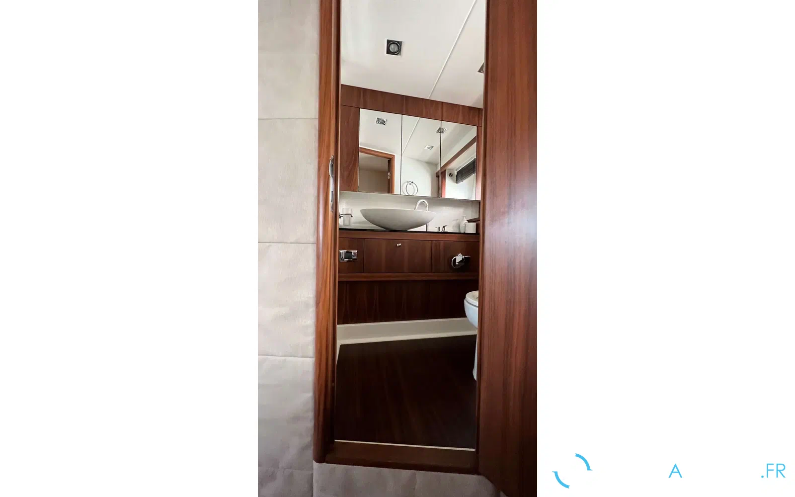 slider 24 Sunseeker Manhattan 60