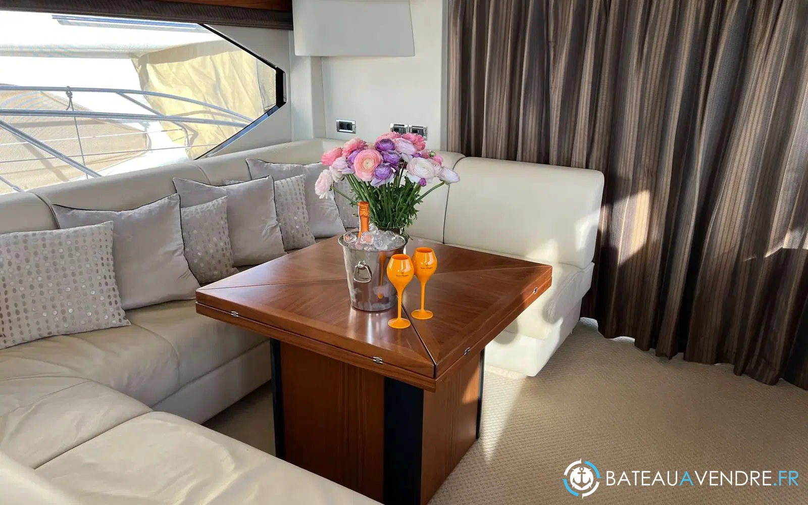 slider 28 Sunseeker Manhattan 60