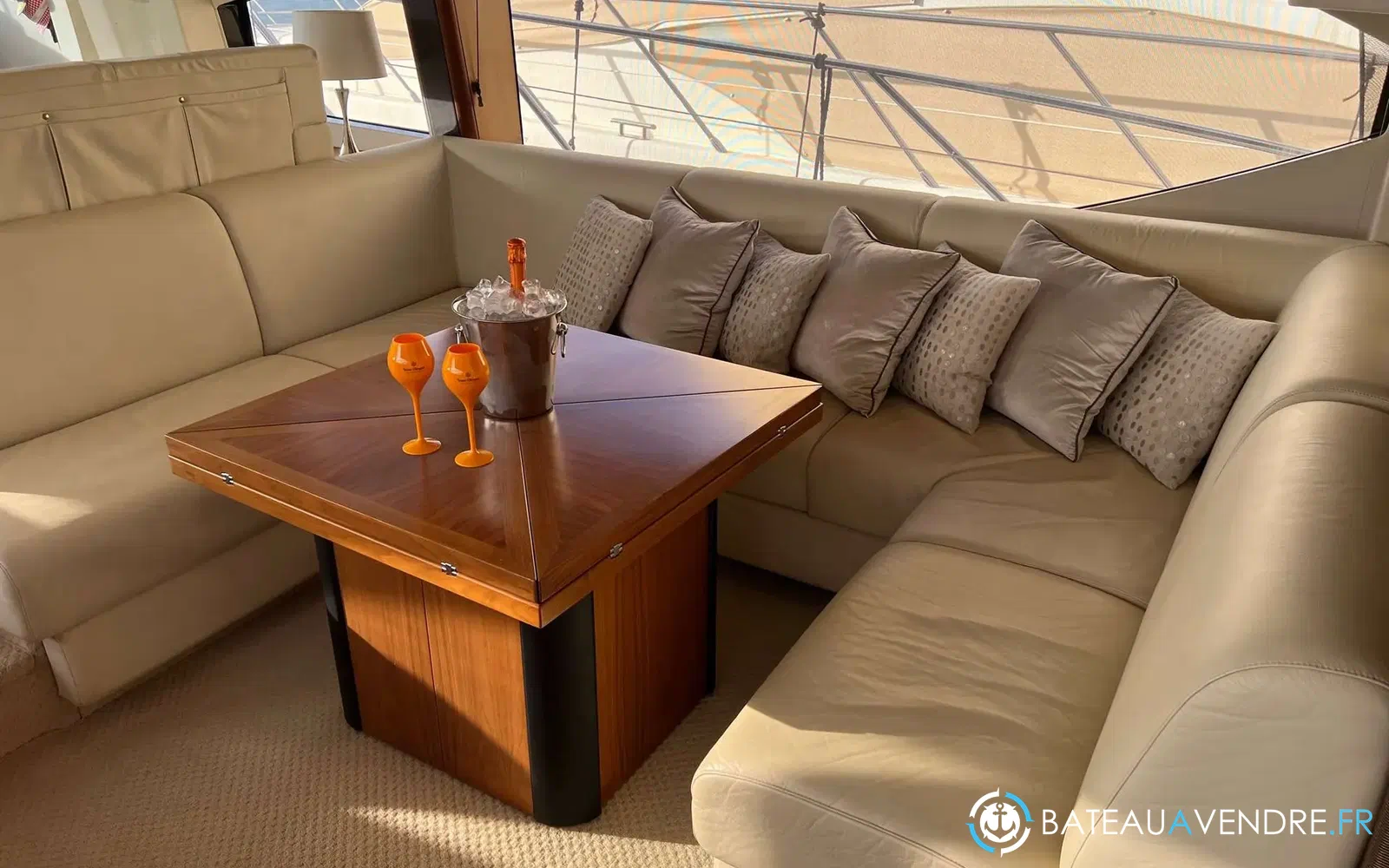 slider 8 Sunseeker Manhattan 60