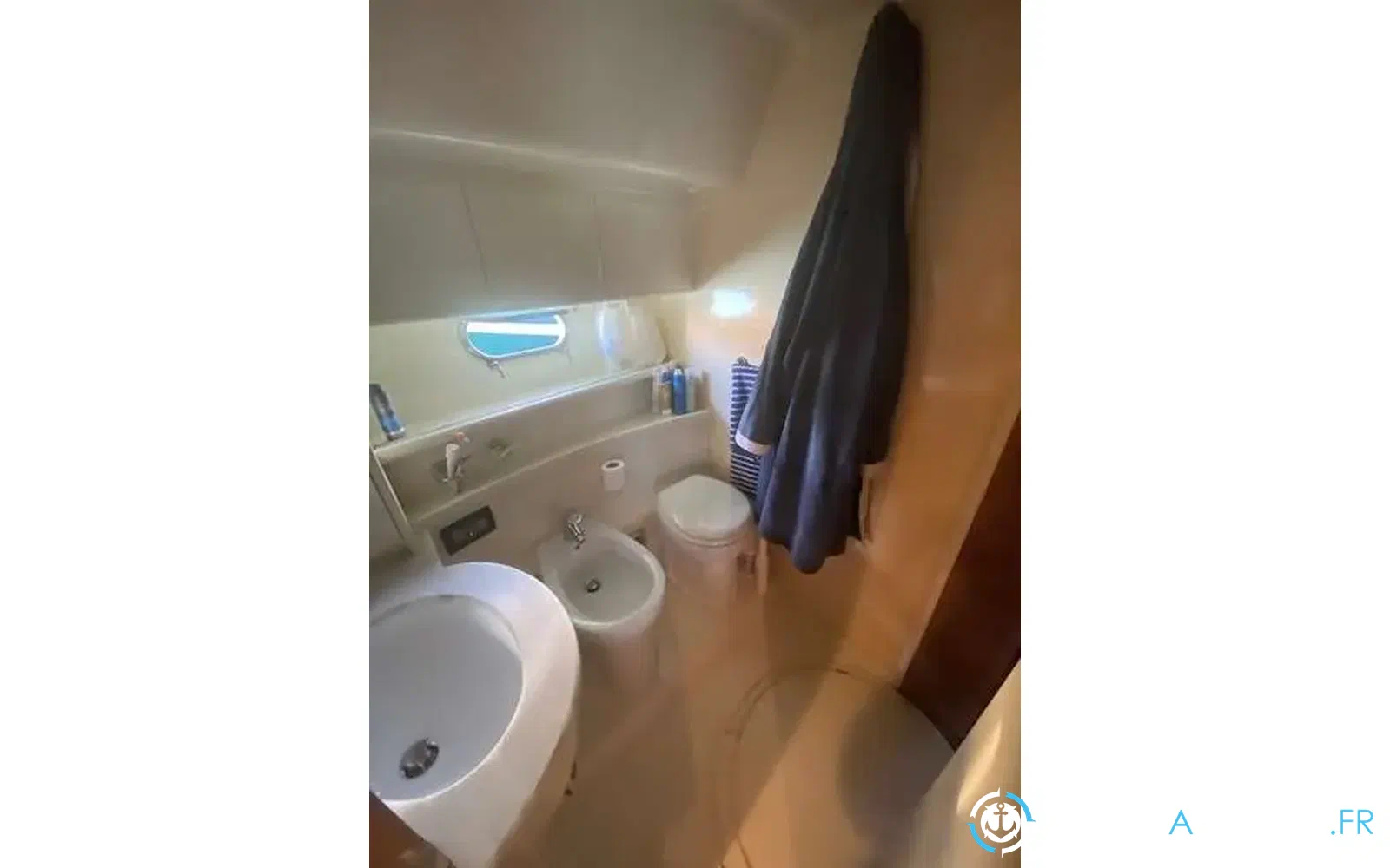 slider 9 Ferretti 530