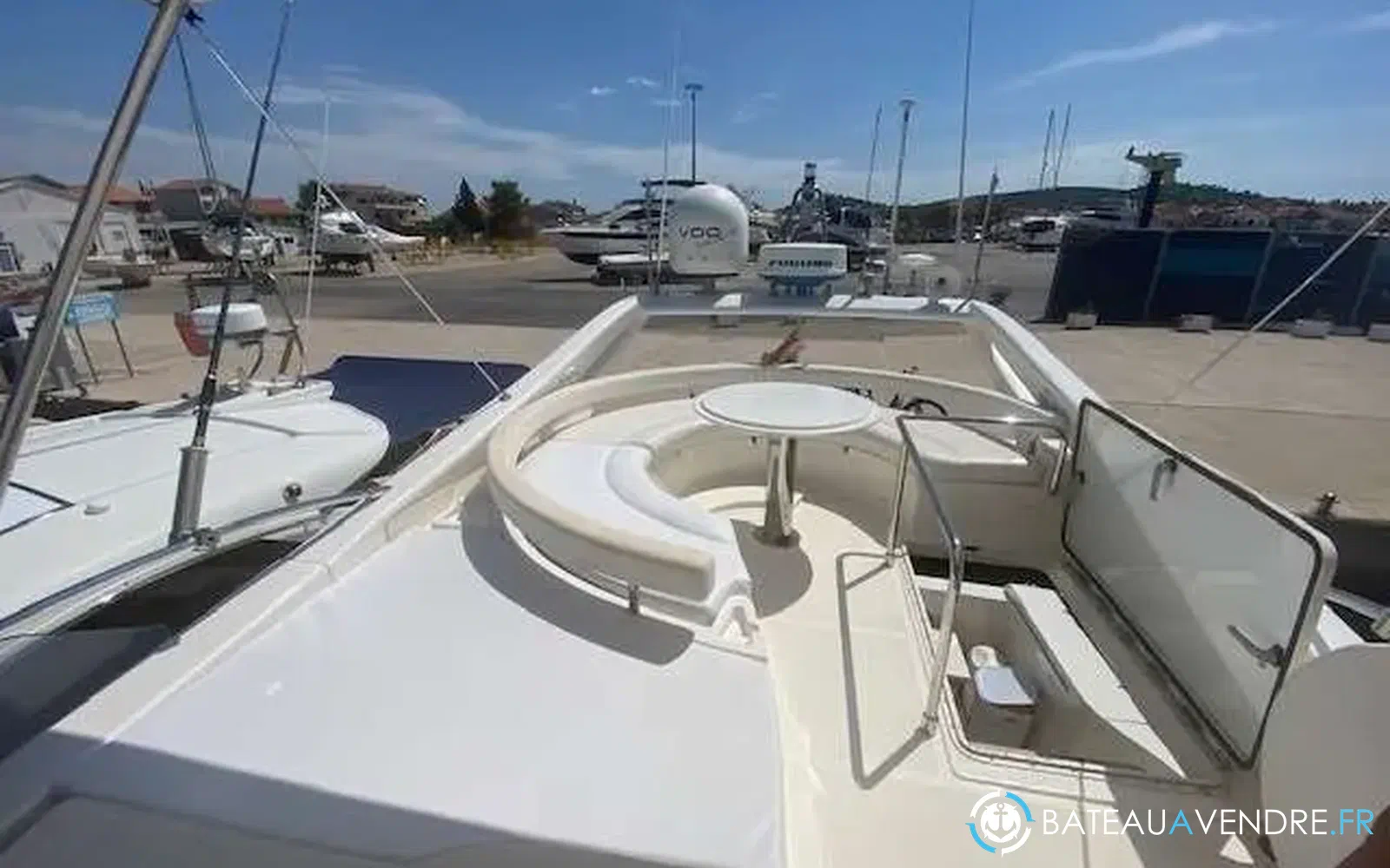 slider 24 Ferretti 530