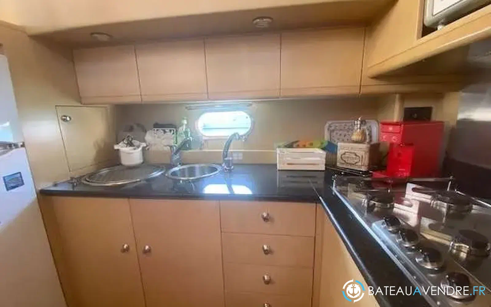 slider 32 Ferretti 530