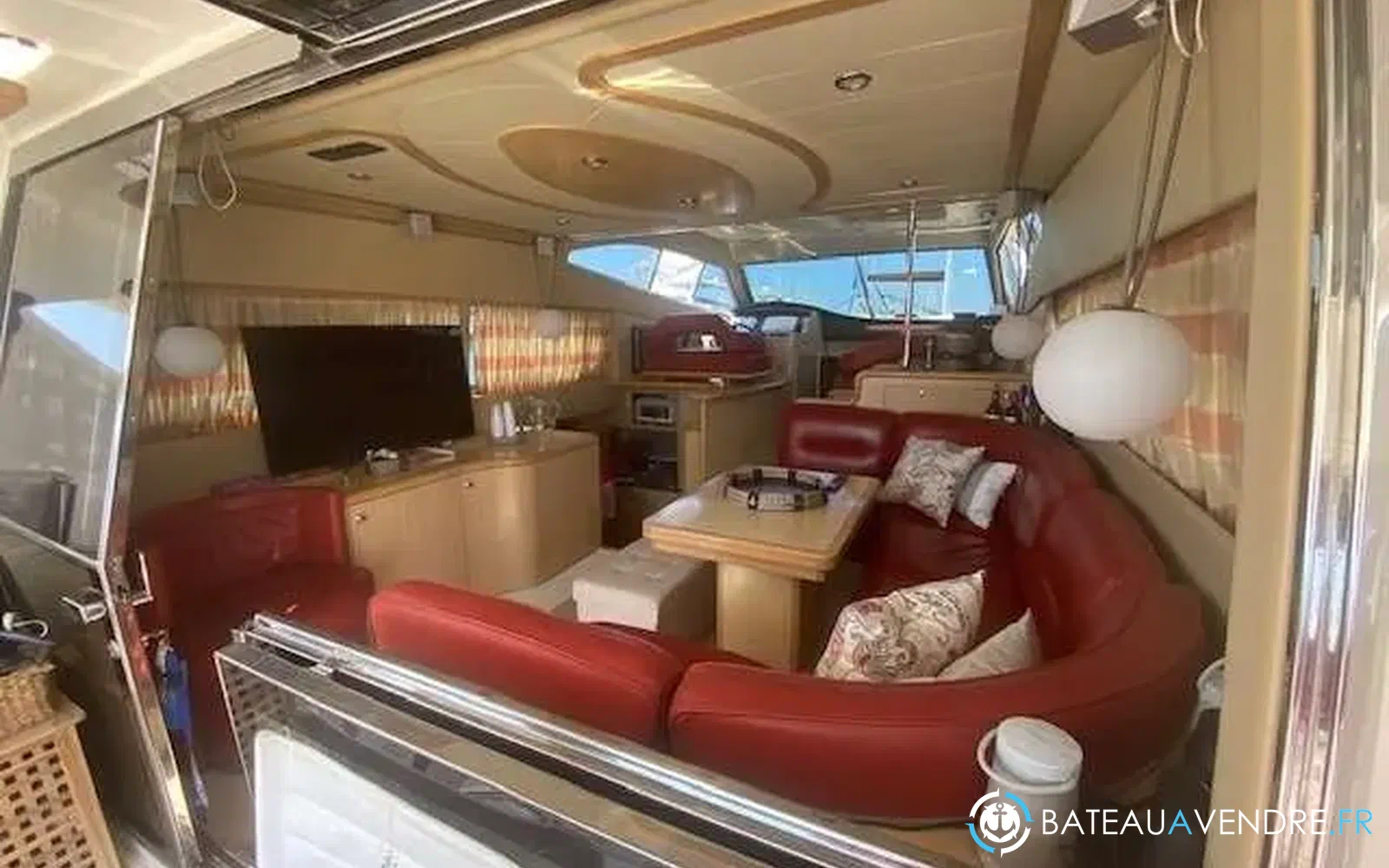 slider 4 Ferretti 530