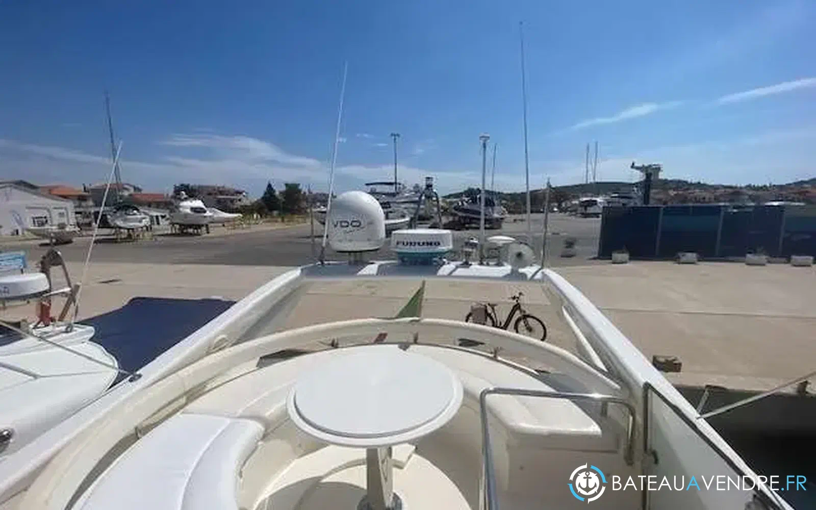 slider 7 Ferretti 530