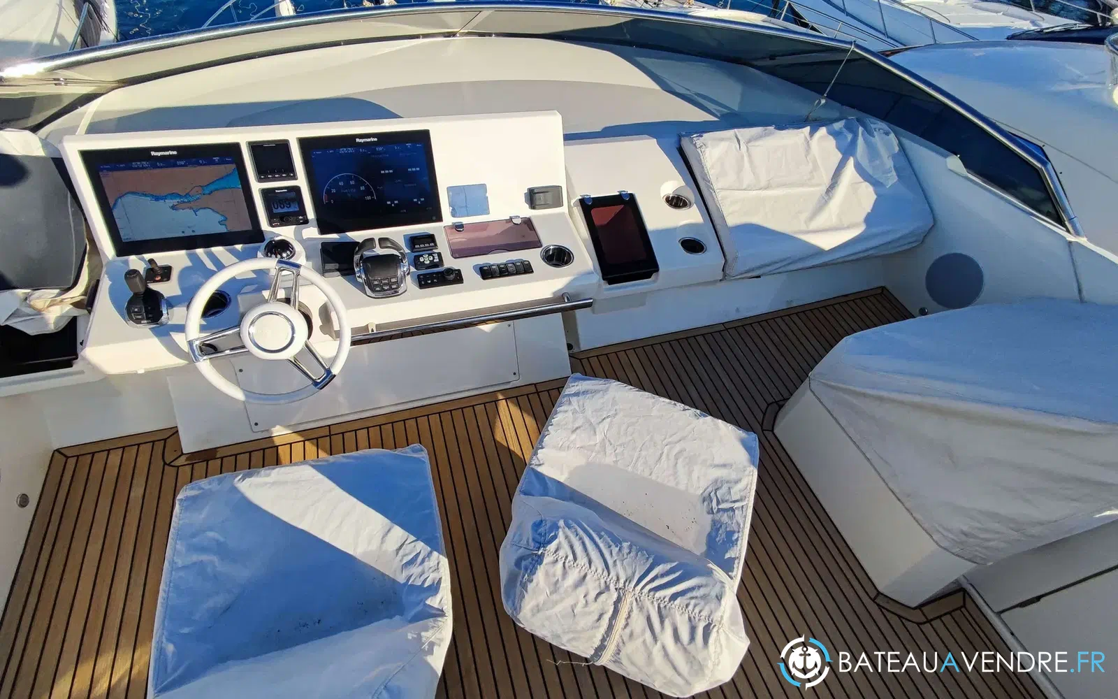 slider 11 Jeanneau Prestige 630