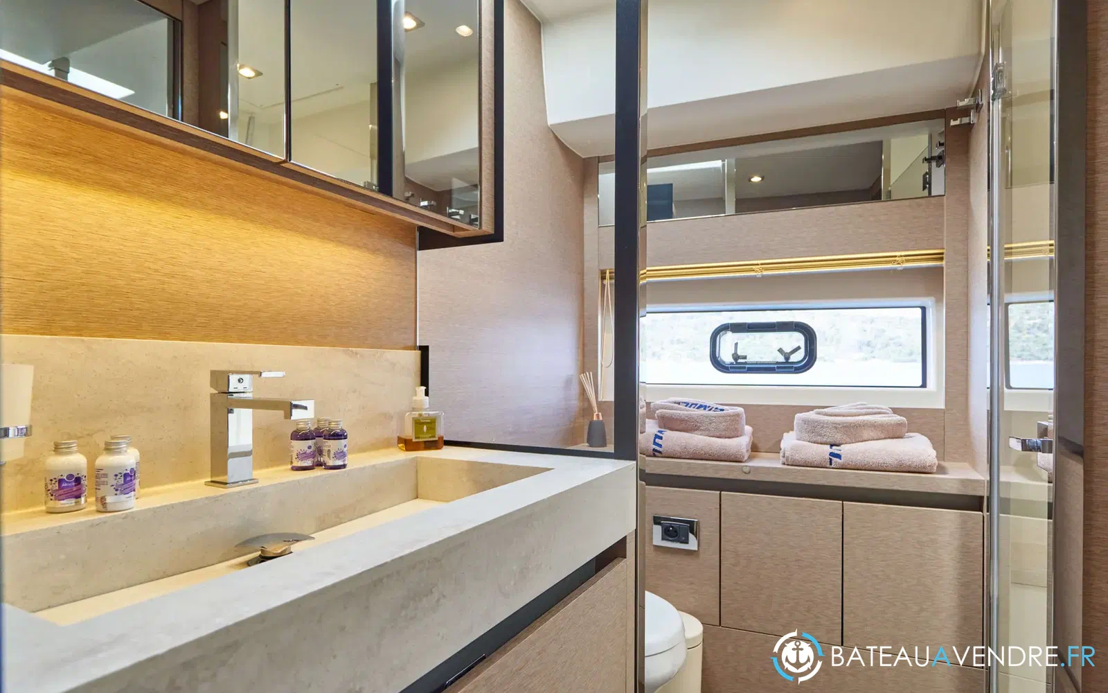 slider 17 Jeanneau Prestige 630