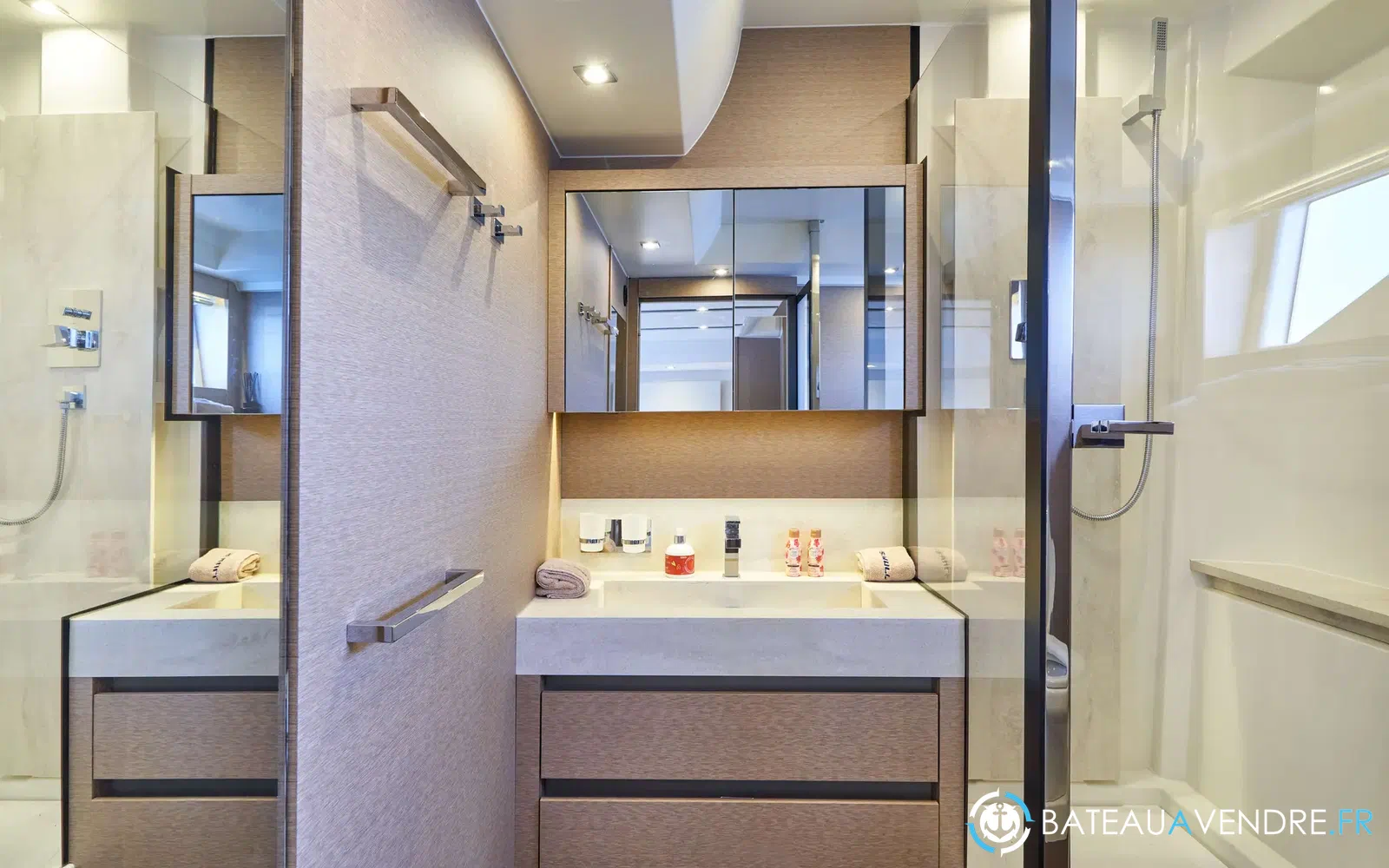 slider 8 Jeanneau Prestige 630