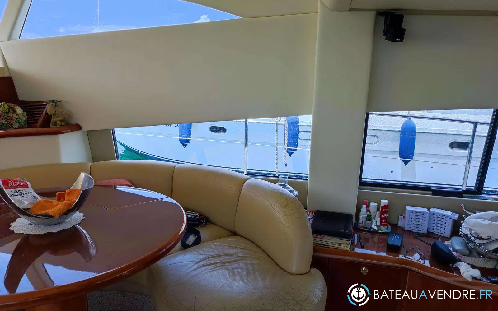slider 10 Fairline Squadron 52