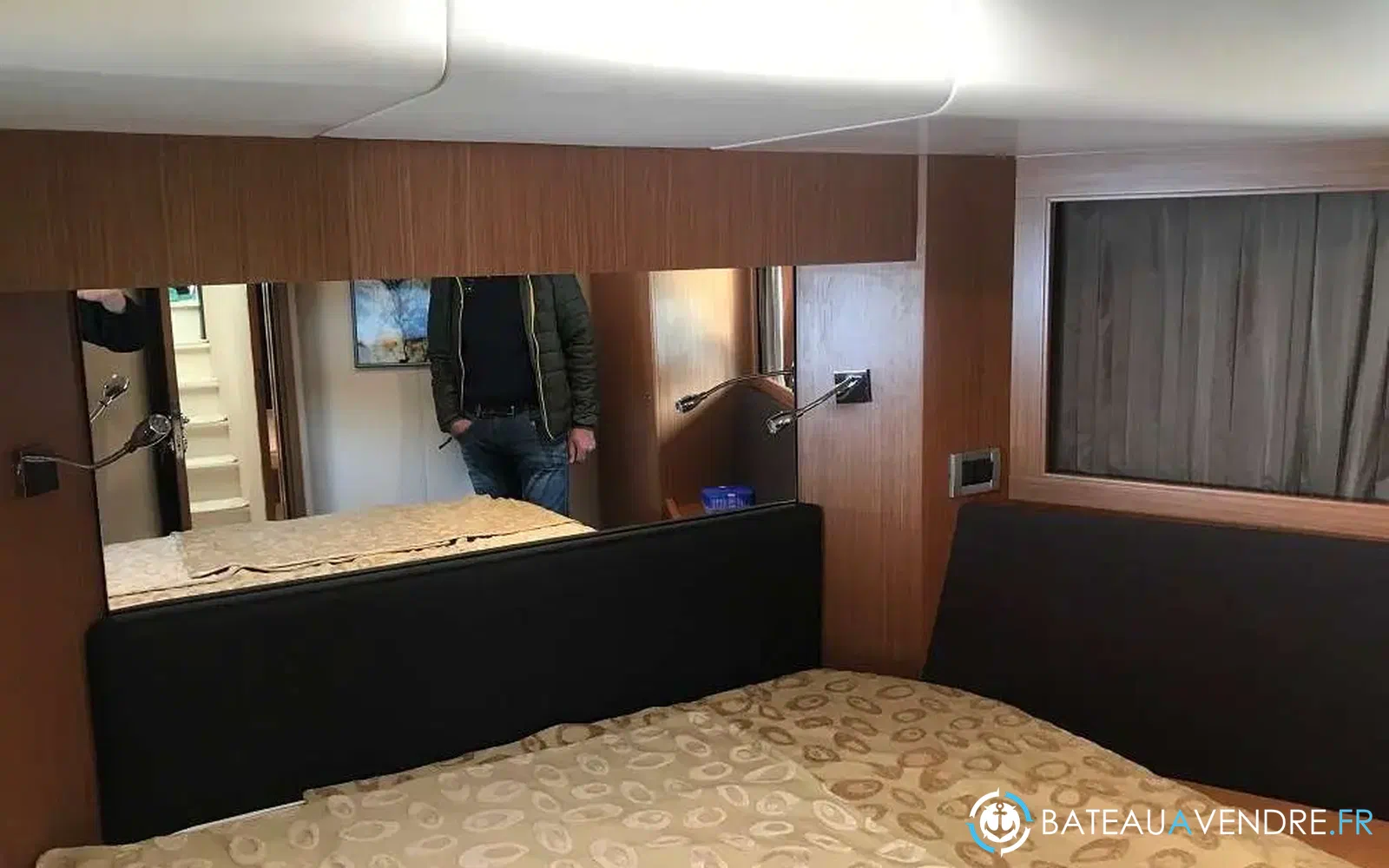 slider 6 Ferretti 592