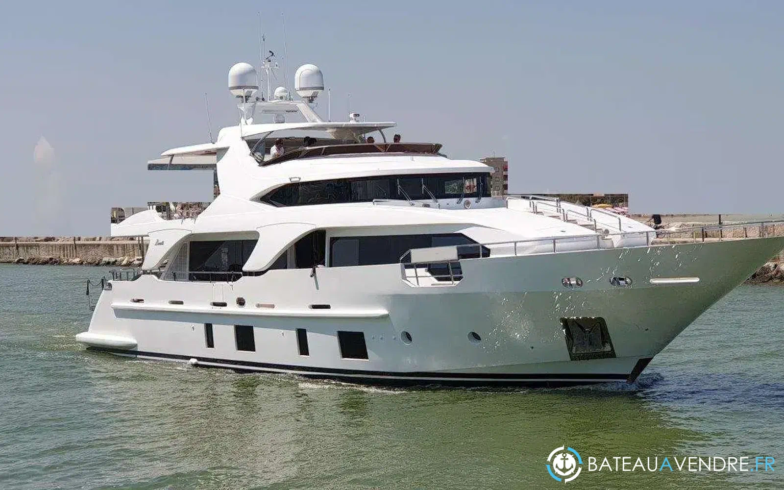 slider 22 Benetti Delfino 93