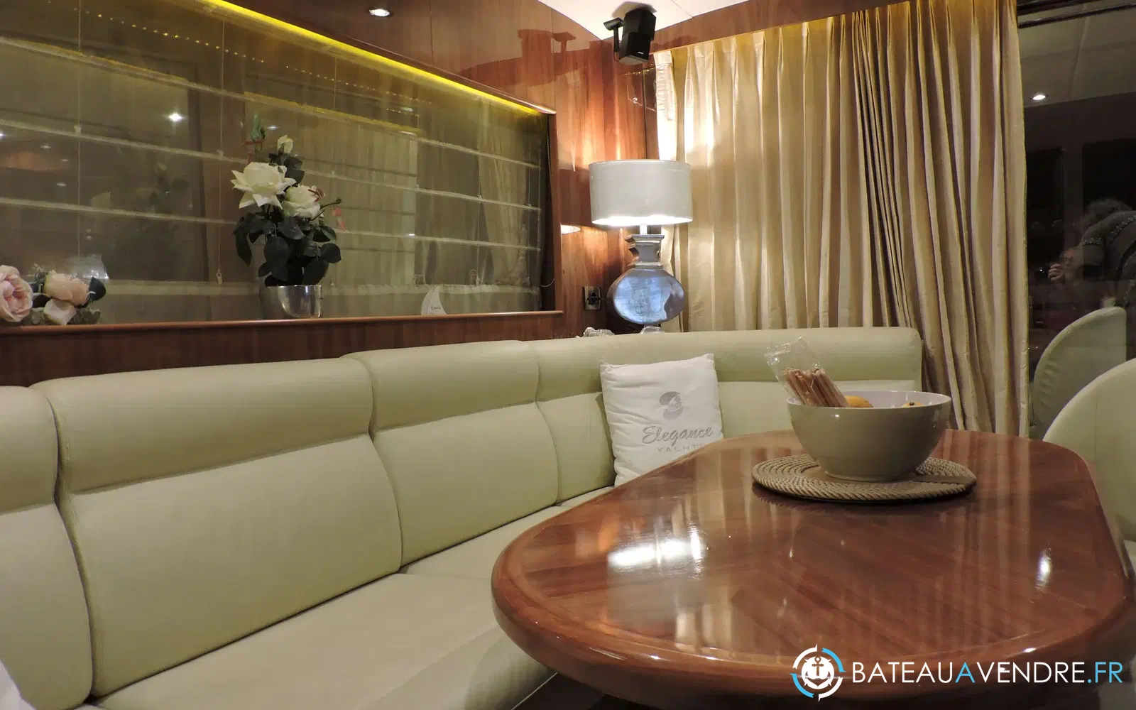 slider 29 Elegance Yachts Elegance 54