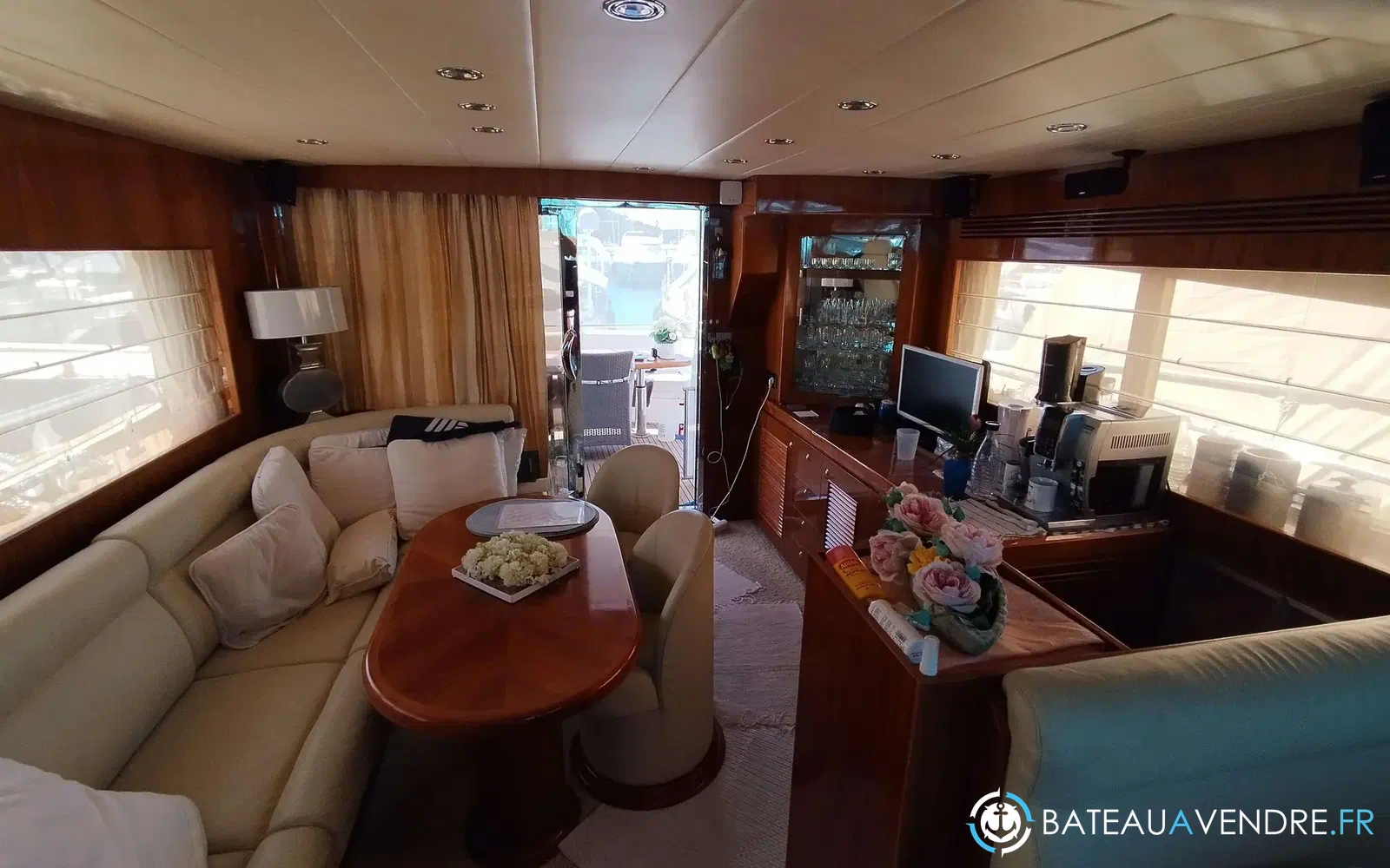 slider 4 Elegance Yachts Elegance 54