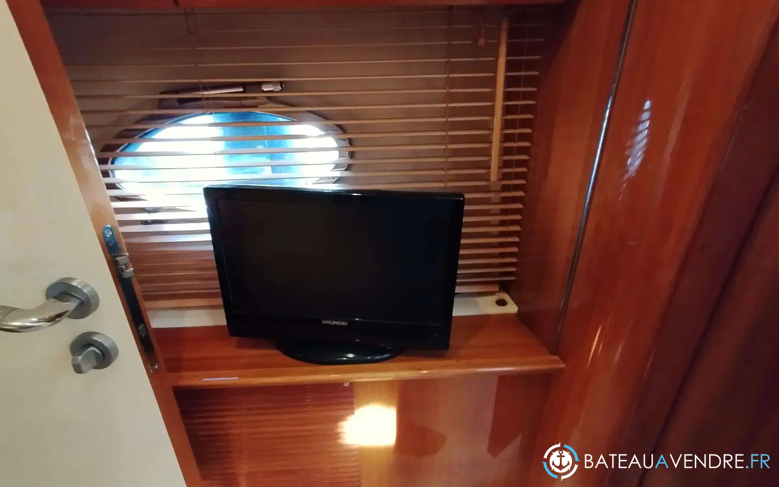 slider 3 Azimut Atlantis 42