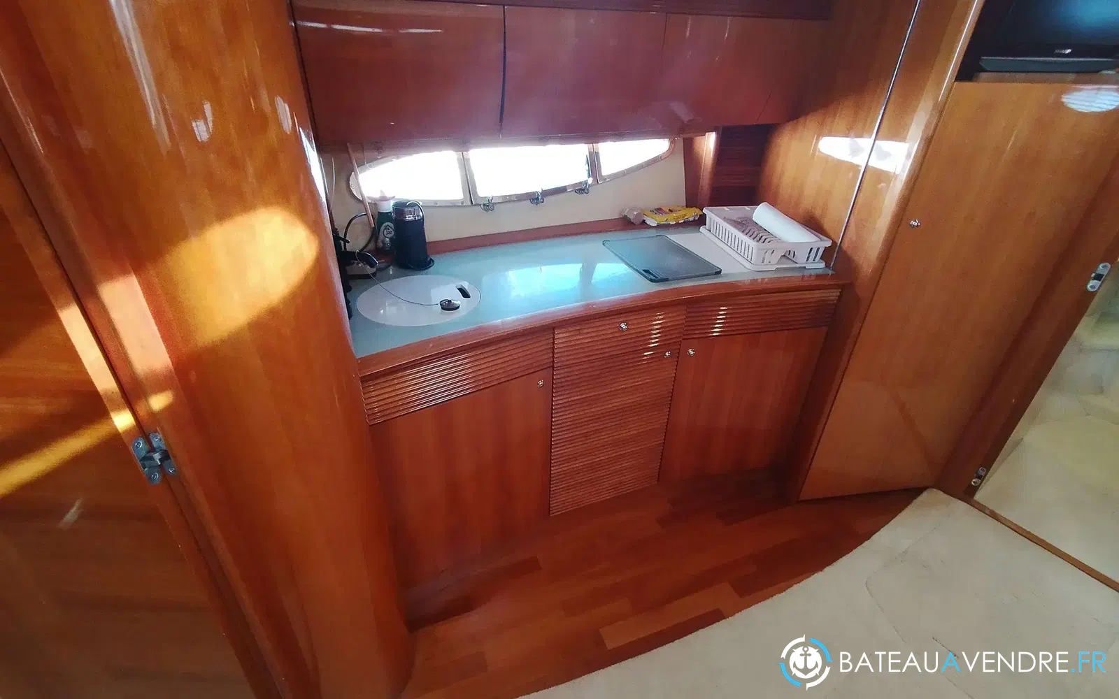 slider 5 Azimut Atlantis 42