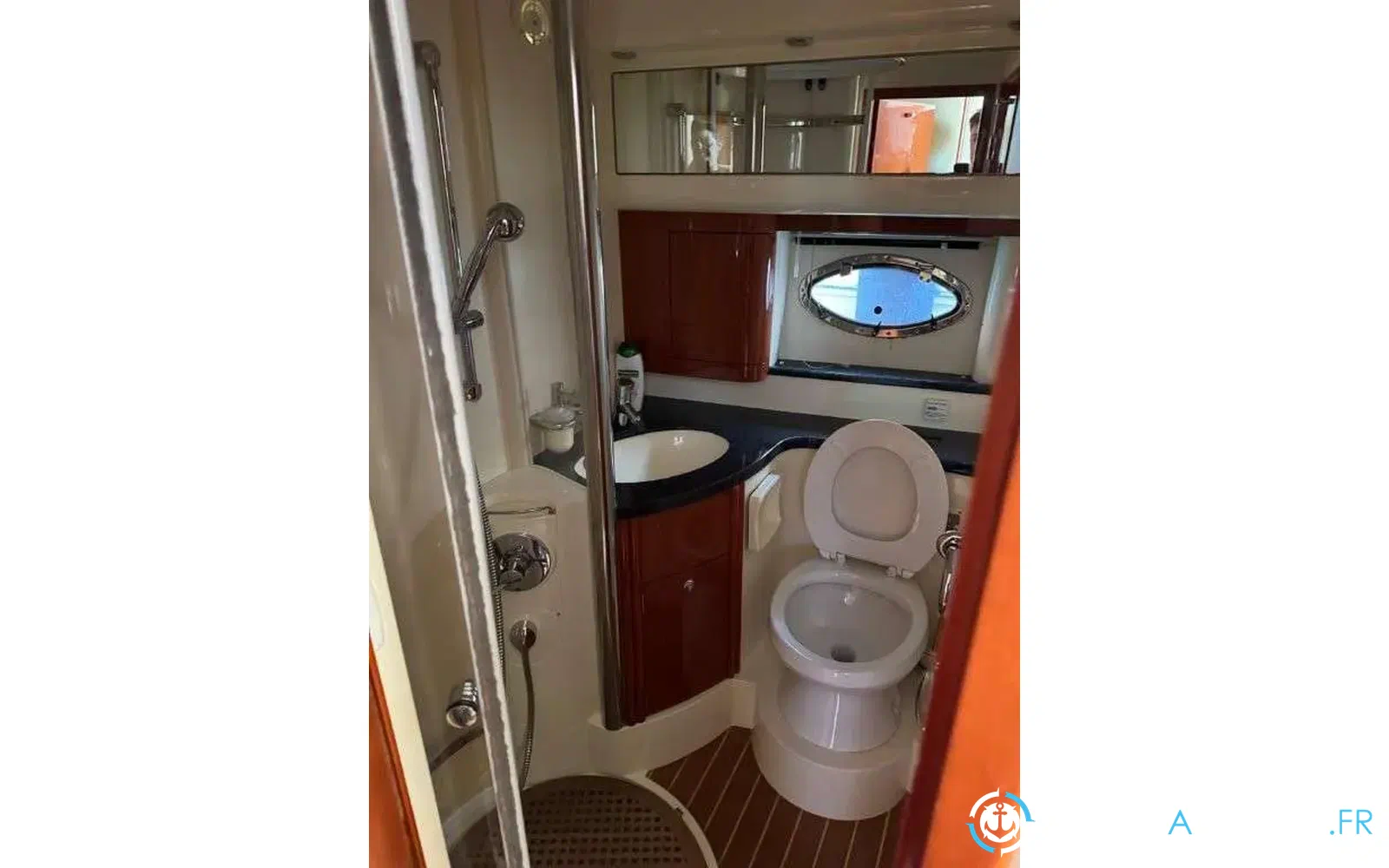 slider 9 Fairline Phantom 40