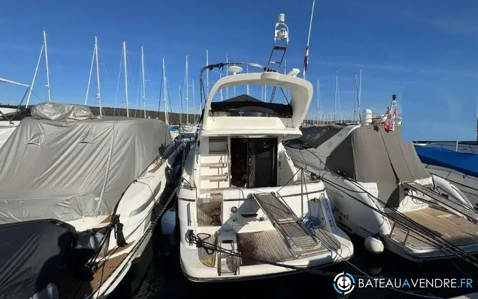 slider 4 Fairline Phantom 40