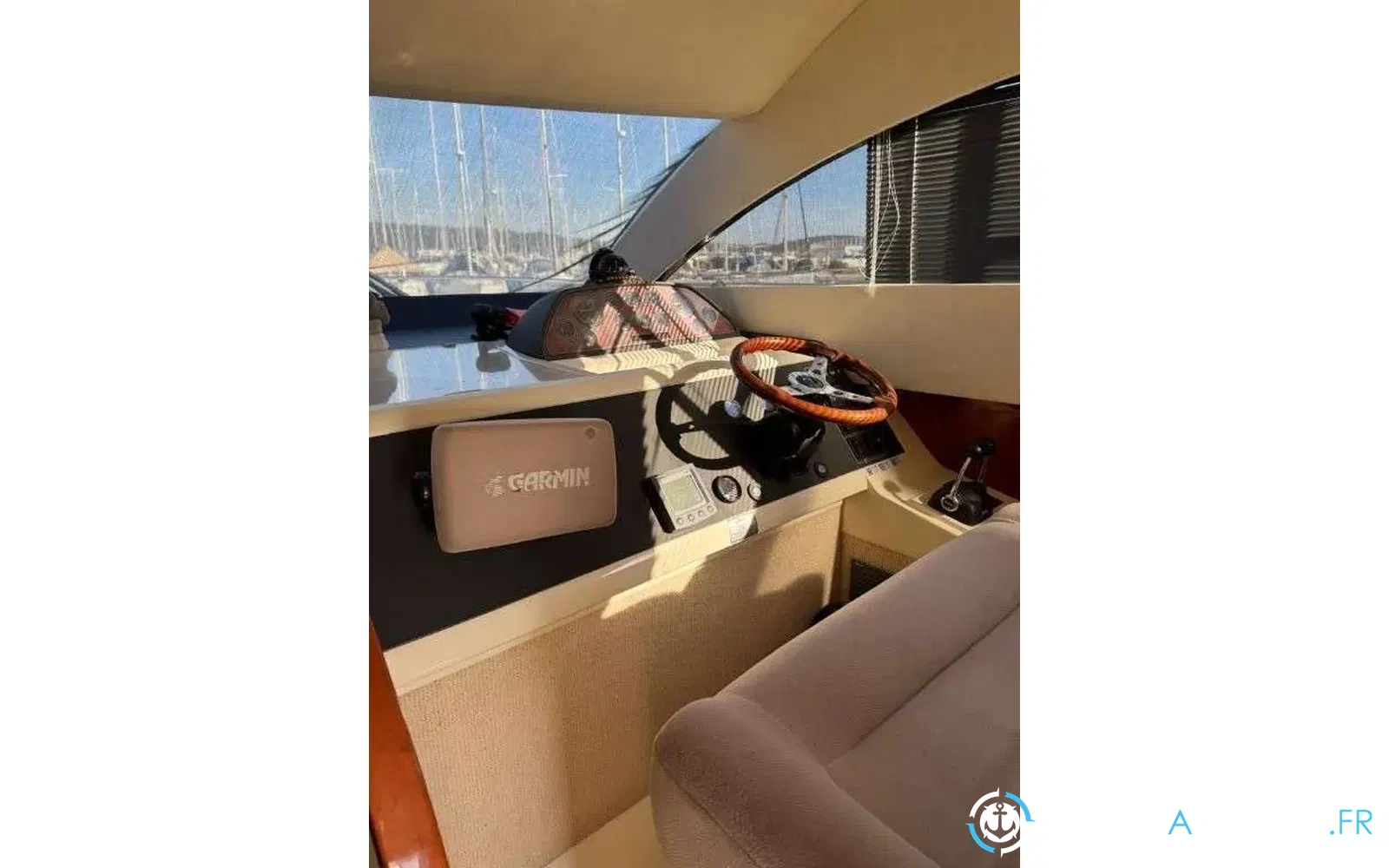 slider 8 Fairline Phantom 40