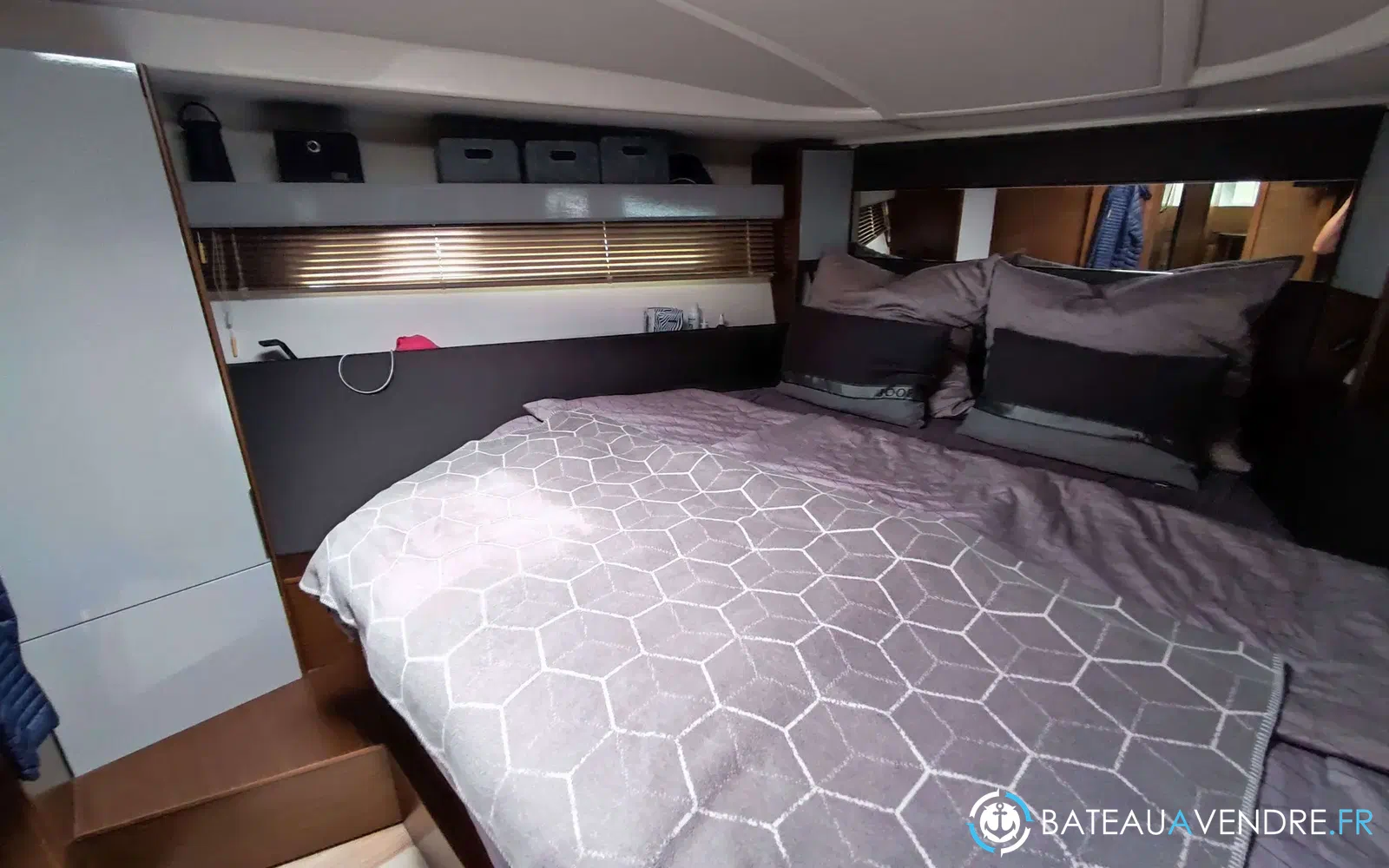 slider 9 Bavaria Sport 40 HT