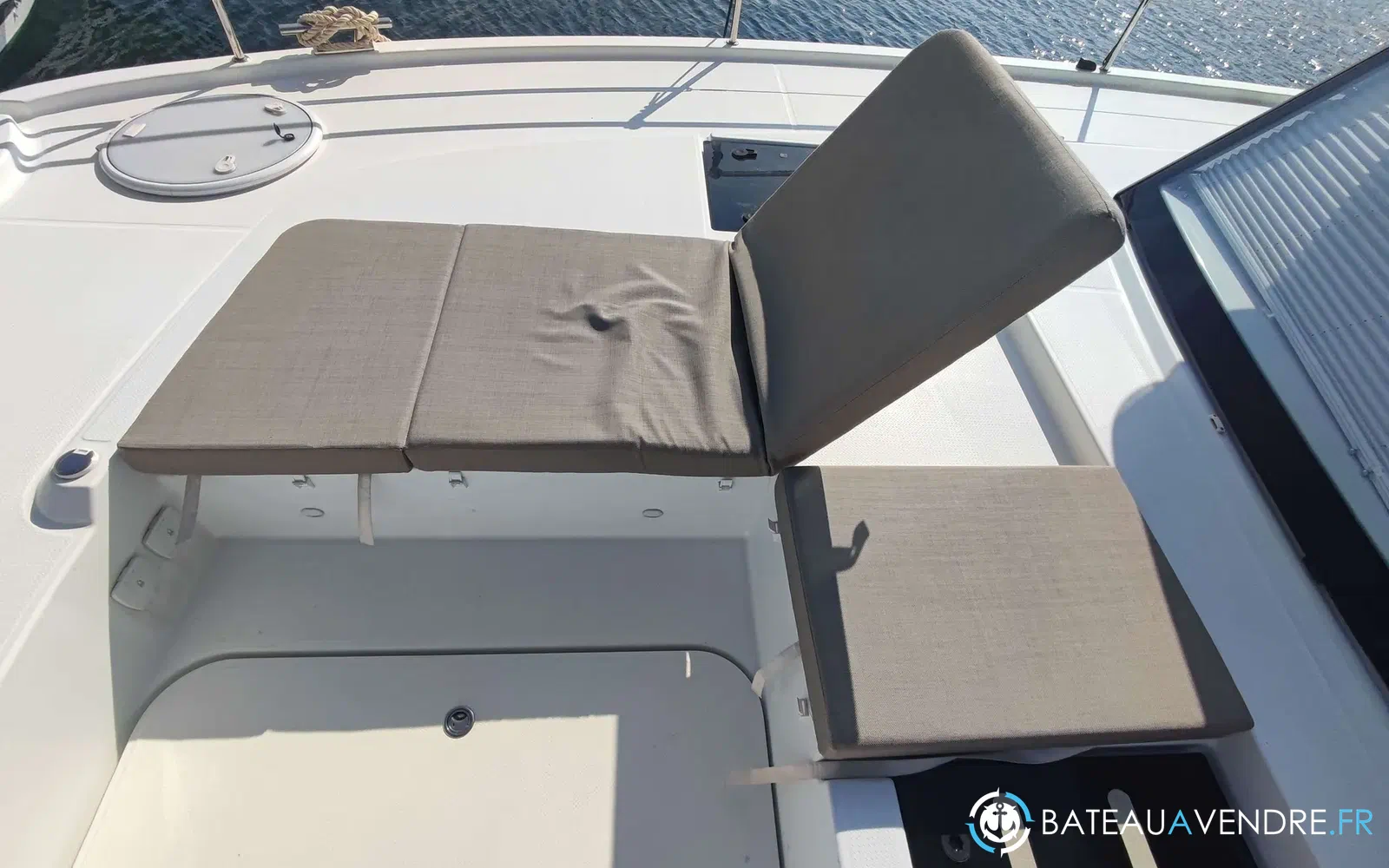 slider 21 Fountaine Pajot My 44
