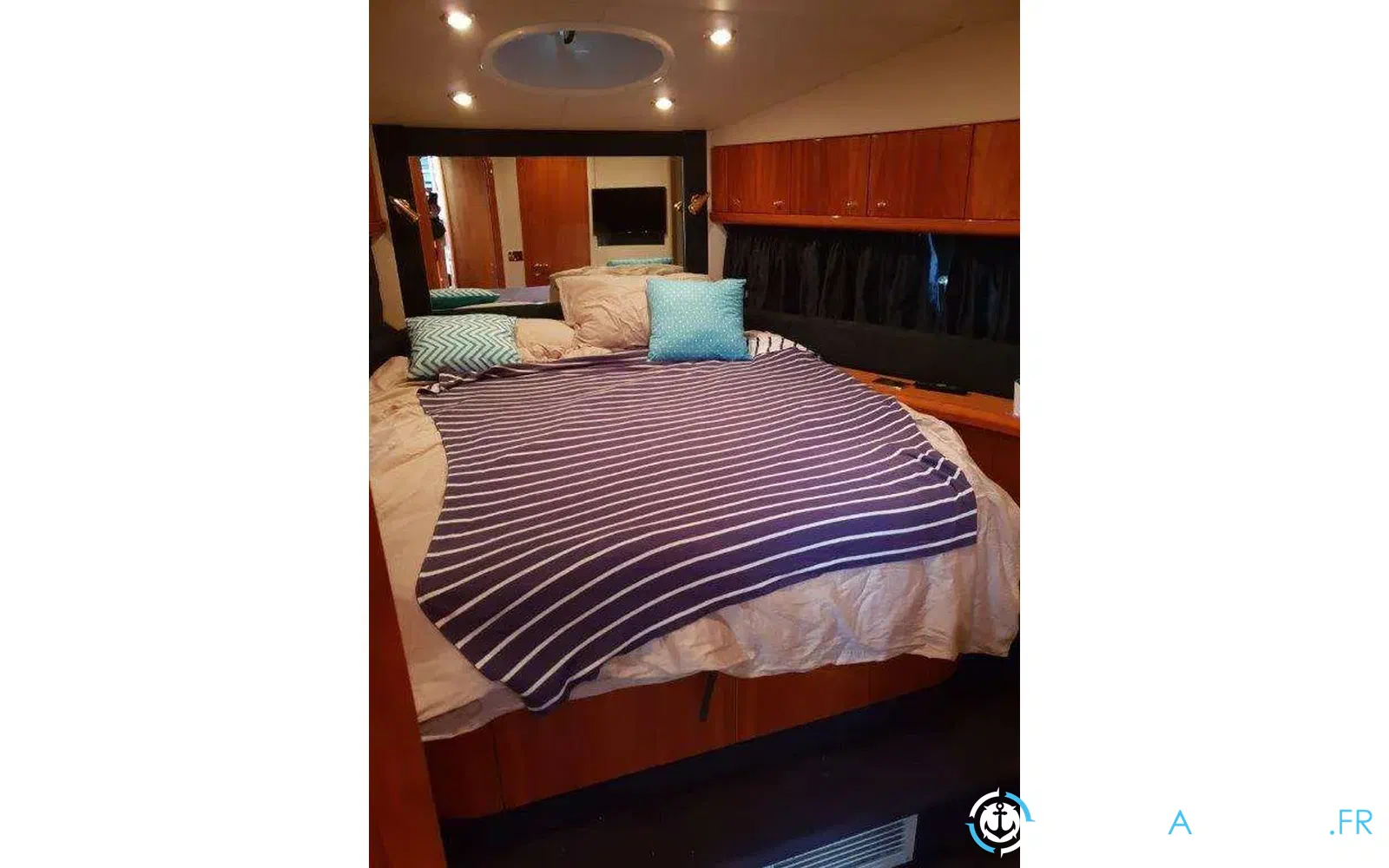 slider 3 Sunseeker Predator 52