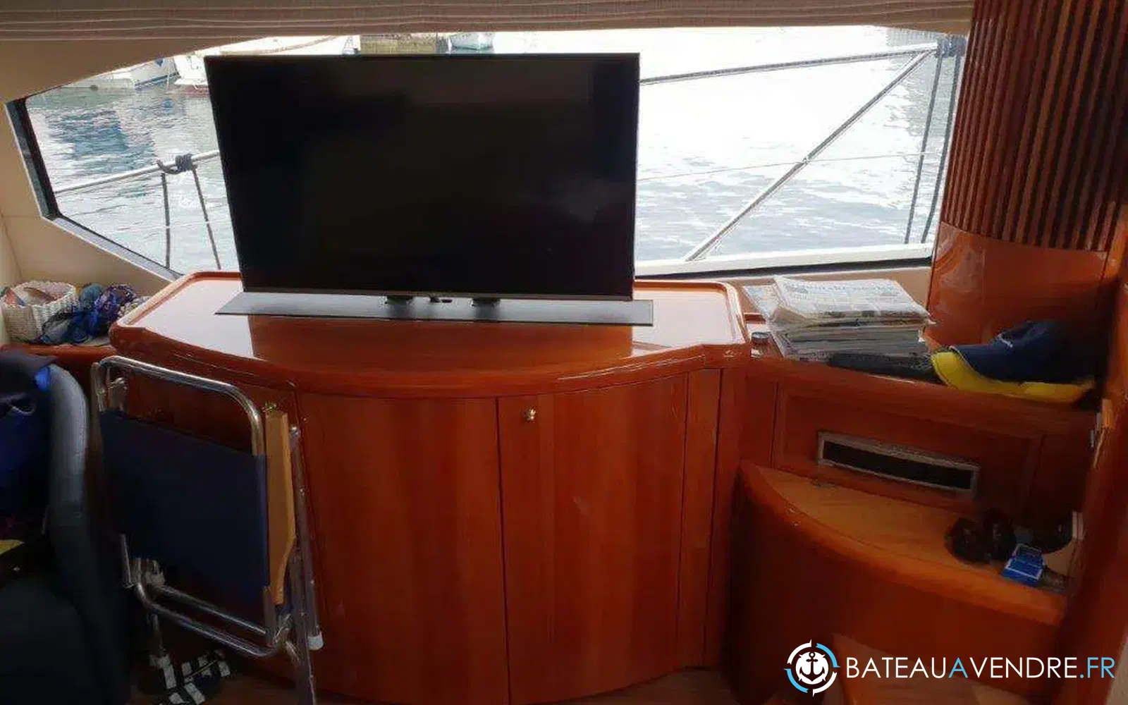 slider 6 Sunseeker Predator 52