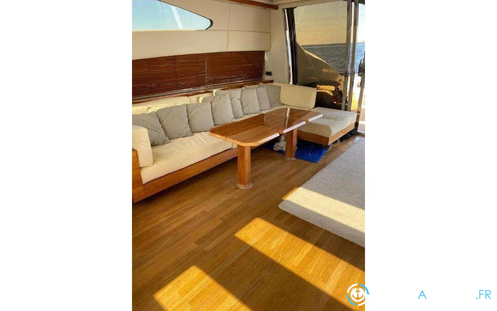 slider 8 Sunseeker Predator 72