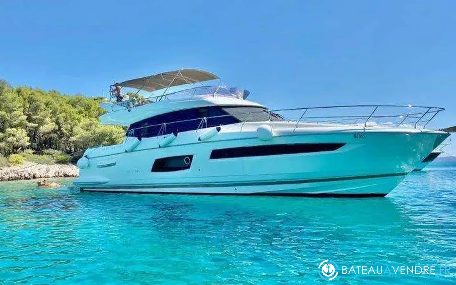 slider 0 Jeanneau Prestige 550 Fly