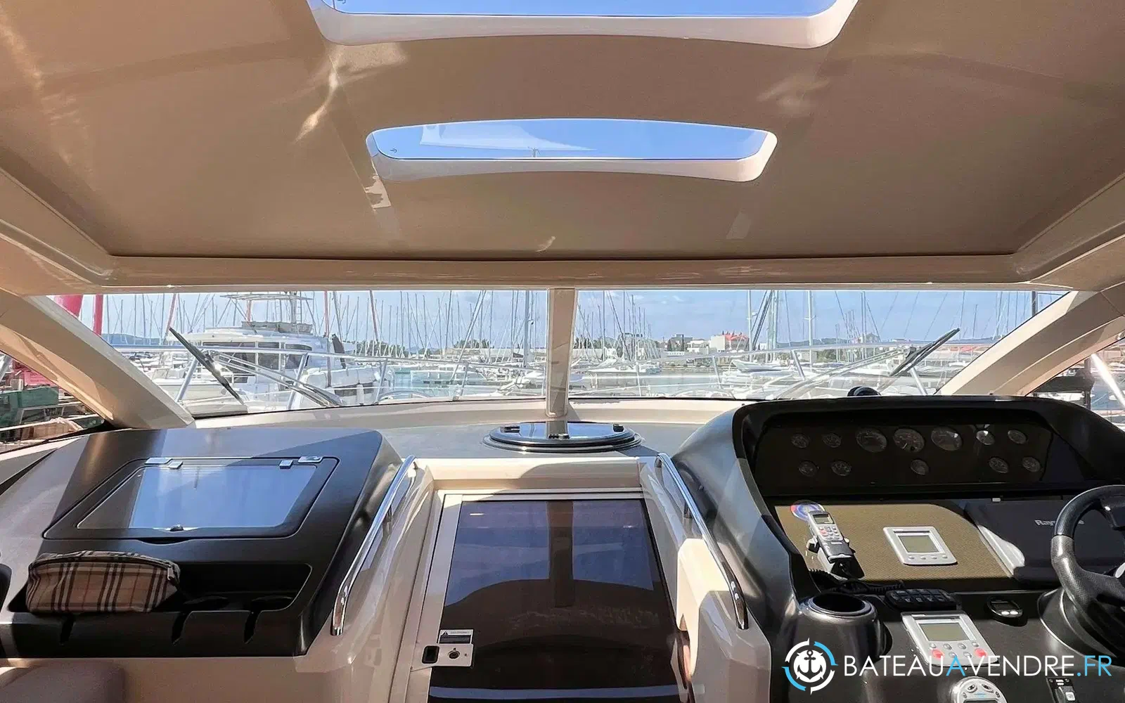 slider 10 Sunseeker Portofino 47